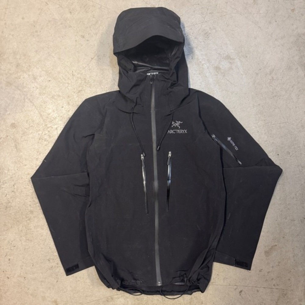 Arc'teryx Black Men's Raincoat Hooded Waterproof Jacket